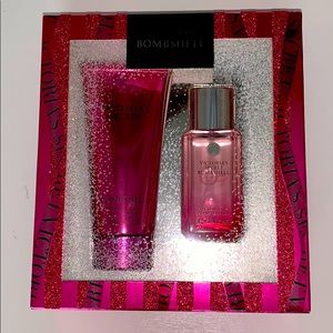 Victoria’s Secret Bombshell Set
